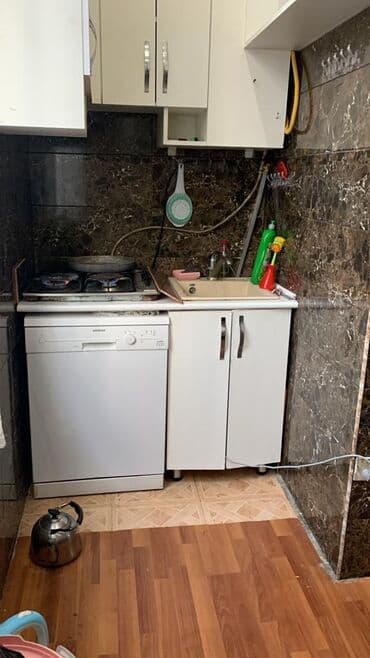 əcəmi naxçıvani küçəsi: Bakı, 28 May, 2 otaqlı, Köhnə tikili, m. Azadlıq Prospekti, 56 kv. m — 21