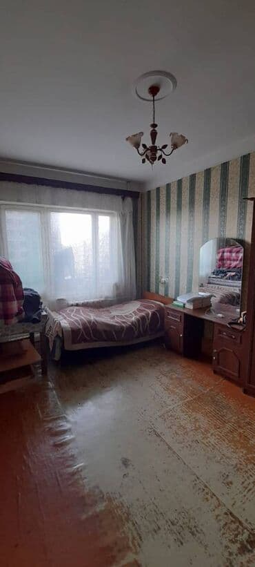 ağ şeher evler: Bakı, 3 otaqlı, Köhnə tikili, m. Həzi Aslanov, 80 kv. m — 2