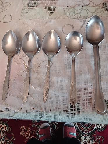 Məhsul: Paslanmayan poladdan qaşıq dəsti teze işlenmiyib Təsvir: - — 2