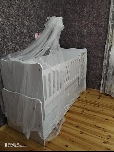 Oğlan və qız üçün, Dördbucaq, Beşik, Dəstsiz, Matrassız, Yellənmə mexanizmsiz — 2