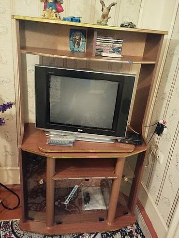 kitab polka: Künc Tv altlığı, Polkalı, Laminat — 2