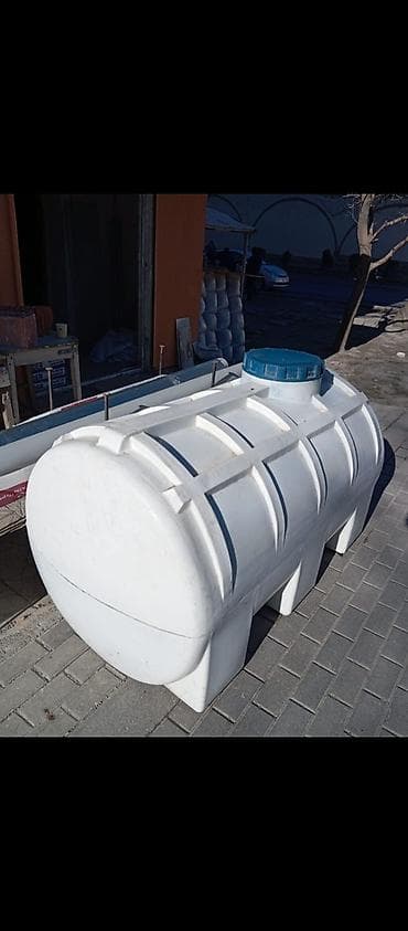 10 tonluq su çəni: 1 ton su ceni 100 AZN problemi yoxdu unvan xalqlar 4510 — 1