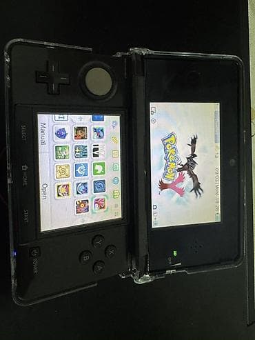 Nintendo 3DS cosmos black Heç bir problemi yoxdur tam işlekdir. 32gb
