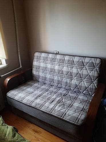 Kompakt iki nəfərlik divan bazalidi - Klassik dizayn: boz rəng