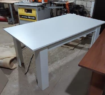 qabaq ustolu: Yeni, Açılmayan, Kvadrat masa — 1