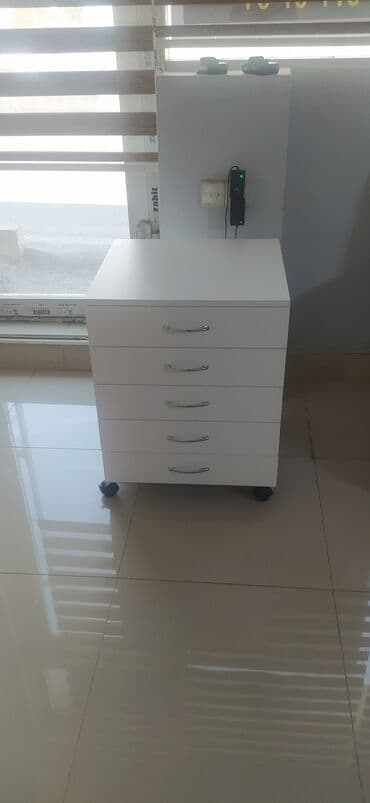 Yenidir. isdenilen sayda. isdenilen rəngdə sifarişlə hazırlanır lalafo.az -da Yenidir. isdenilen sayda. isdenilen rəngdə sifarişlə hazırlanır