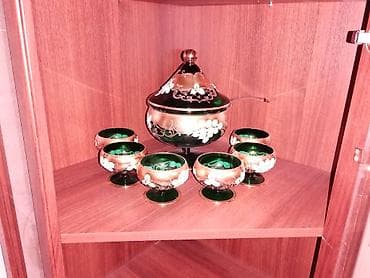 Qızılı-yaşıl şirli büllur şirniyyat dəsti - Tərkib: 1 ədəd qapaqlı lalafo.az -da Qızılı-yaşıl şirli büllur şirniyyat dəsti - Tərkib: 1 ədəd qapaqlı