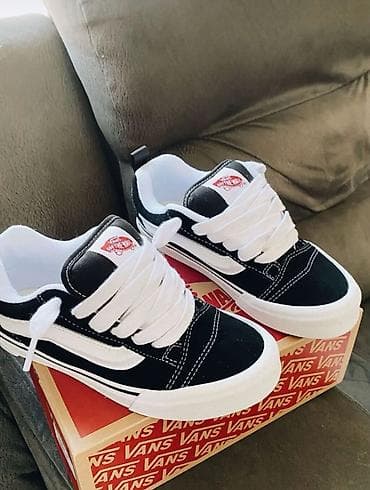 uşaq krasofkasi: Qara klassik vans — 1