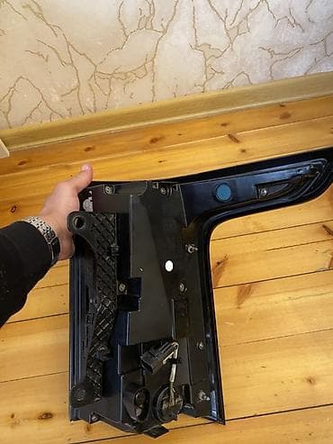 Avtomobilin elektrik sistemləri: LED, Land Rover Orijinal — 2