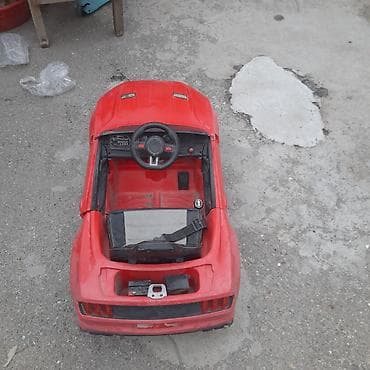 Uşaq üçün elektrik maşınları: Usaq ucun avtomobil.akmuluyatoru deyismelidi.basqa prablemi yoxdur — 4