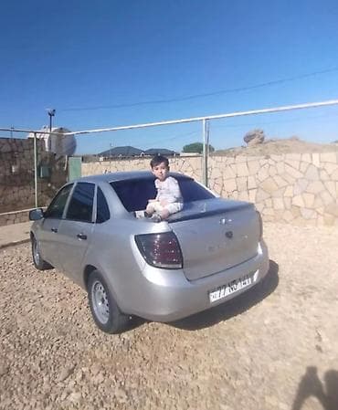 Avtomobil satışı: VAZ (LADA) Granta: 1.6 l | 2013 il Sedan — 4