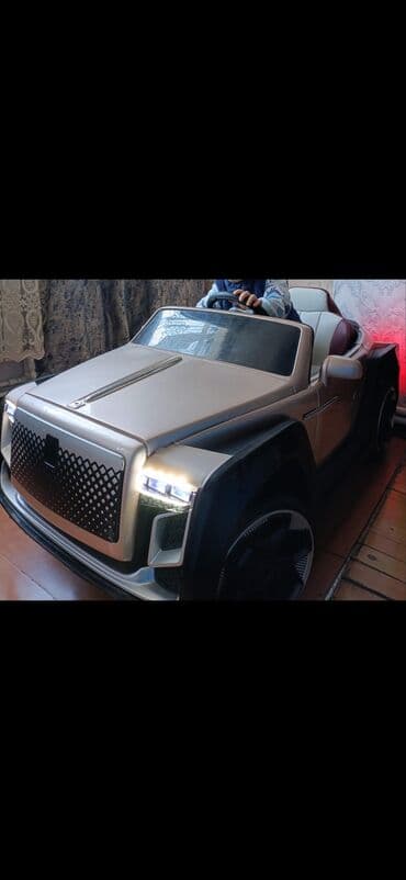 uşağ maşın: Mashin satılır 300azn təziki endirim etdi 🚨🚨təzədi evde bir iki dəfə — 1