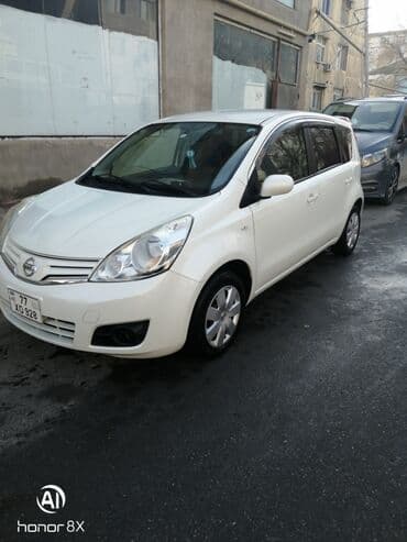 nissan versa: Nissan Note: 1.5 l | 2012 il Hetçbek — 2