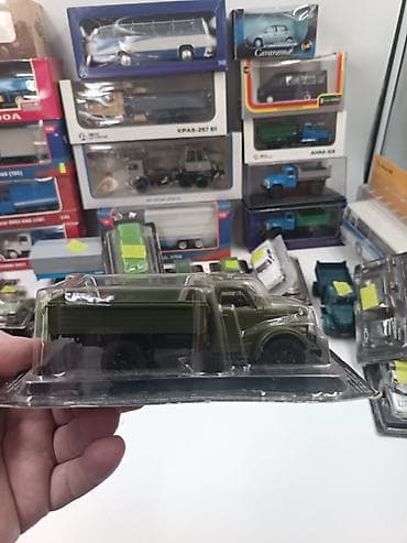 Hər vaxtiniz xeyr olsun. Deagostini firmasinin istehsali olan 1/43 — 8