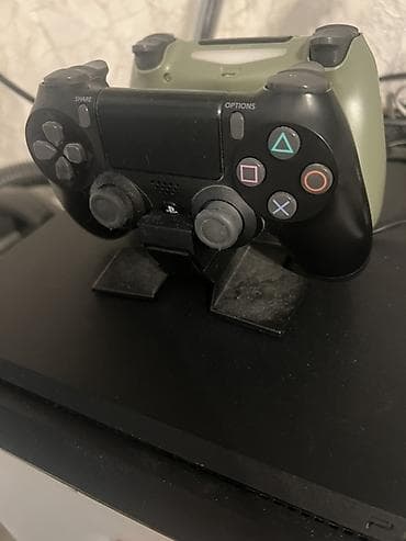 PlayStation 4 (PS4) oyun konsolu (1TB) və 2 ədəd orijinal DualShock 4