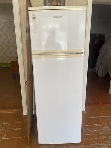 Elektronika: 2 qapılı Beko Soyuducu Satılır, rəng - Ağ — 1