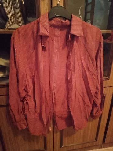 Təzə Qadın köynəyi – açıq qırmızı/çəhrayımtıl ton, incə ağ zolaqlı və