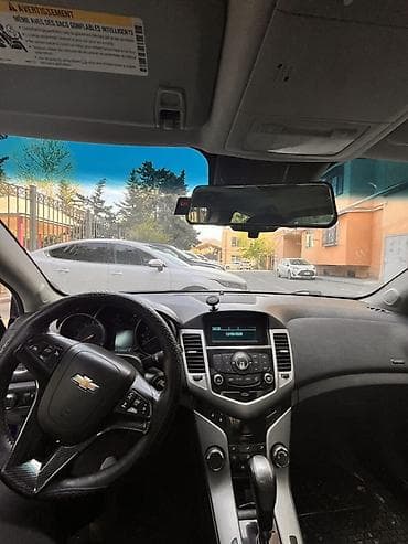 tesla model 3: Mühərrik : 1364 Buraxılış ili : 2011 Yürüş : 220000 km Sənədlər tam — 5