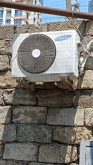 iphone pro max: Kondisioner 40/45 kv liq Satilir Qiymet 190 man Isti,soyuq tam — 2