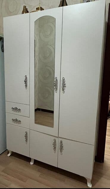 200 manatlıq şfaner: Dolab 150 azn unvan elmler🧚🏼‍♀️AHU🧚🏼‍♀️ — 1