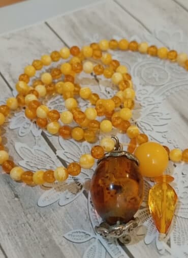 Sırğalar: Kəhrəba boncuklu qolbaq/boğazlıq dəsti - Material: təbii kəhrəba — 1