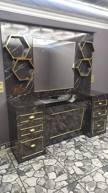 güzgülü mebel dəsti: Güzgülü — 3