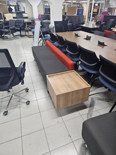 продаю старую мебель: İşlənmiş, Təkərsiz, Parça — 4