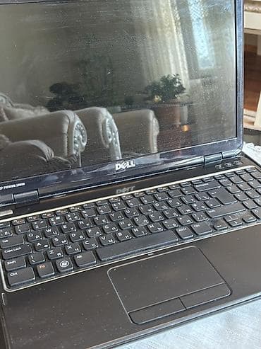 Dell noutbuk – Inspiron seriyası Xüsusiyyətlər: - Ekran: təxminən