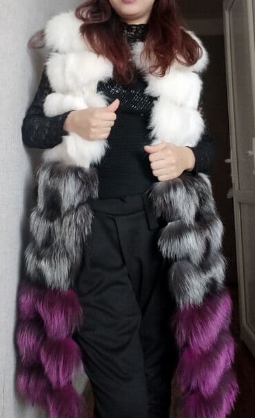 geyim pulsuz verilir: Karolina Valiantdan alinib cox baha deyerinden ucuz satilir. s.m .l — 1