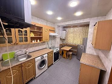 qaraj arenda: Nərimanov metrosuna yaxın, Təbriz küçəsində yerləşən, 5 mərtəbəli — 1