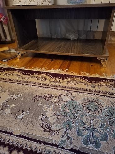 Qonaq otağı dəstinə uyğun mebel komplekti - Material: taxta (taxta