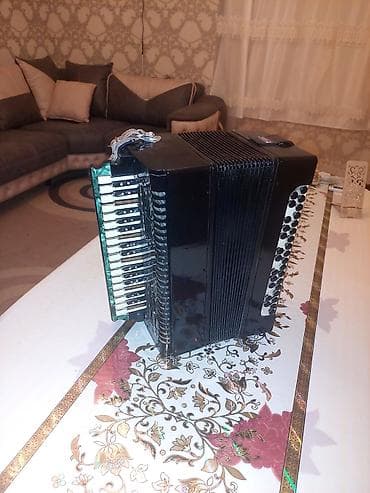 Qarmonlar: Akustik Akkordeon — 2