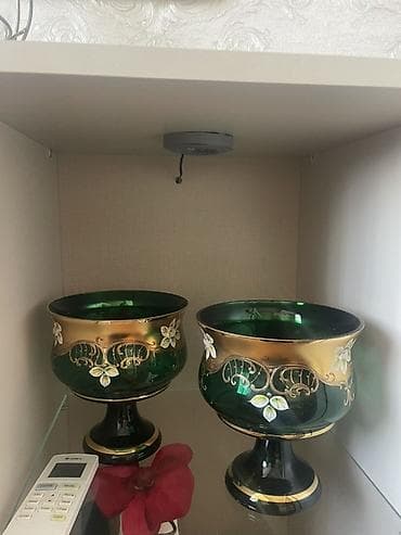 konfet qabi: Dekorativ şüşə qablar – 2 ədəd - Material: bərk şüşə - Rəng: tünd — 1