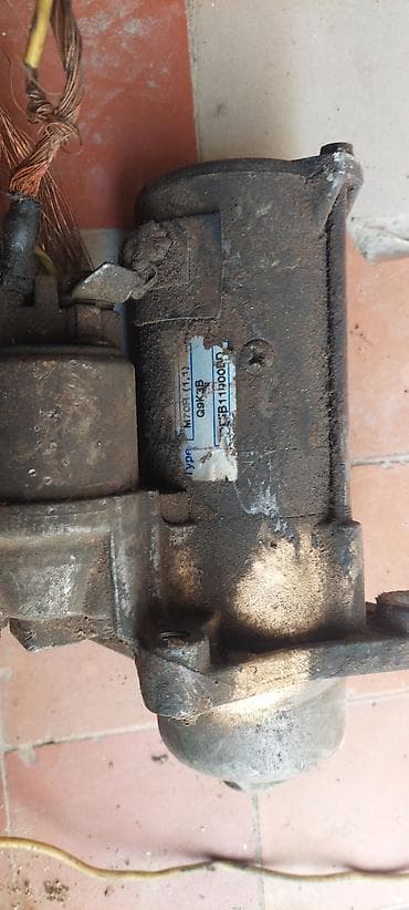 qoş: Məhsul: Avtomobil starteri (elektrik işəsalma qurğusu) Təsvir: - 12V — 3