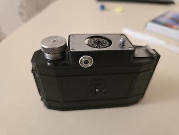 Təcili 40 azn Smena fotoaparatı – 35 mm (135) film üçün tam mexaniki