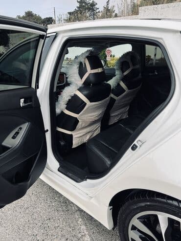 kia optima monitor: Kia Optima: 2 l | 2014 il Sedan — 11