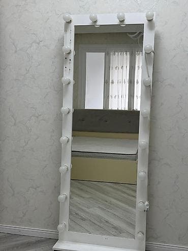 boy guzgusu: Güzgü Döşəmə üstü, Düzbucaqlı, Makiyaj üçün, Arxa işıqlı — 1