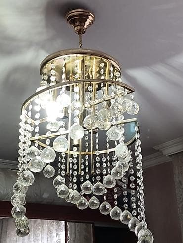 İşlənmiş çilçıraq satılır. 20 azn ( patronlarından bəzisi işləmir — 3
