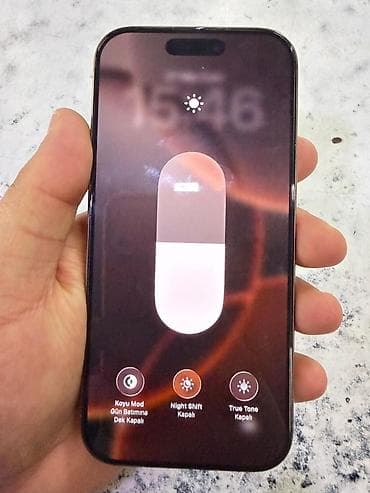 iphone 16 satilir: IPhone 16 Pro, 128 GB, Qızılı, Simsiz şarj, Face ID — 2