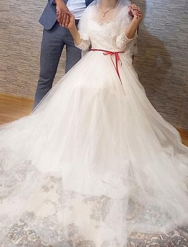 Gelinlik Kiraye isteyen ve Almaq isteyen olsa yazib sorusa biler