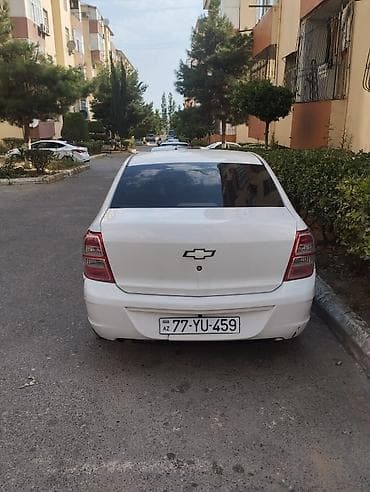 nol 1: Chevrolet Cobalt: 1.5 l | 2024 il 192000 km — 3