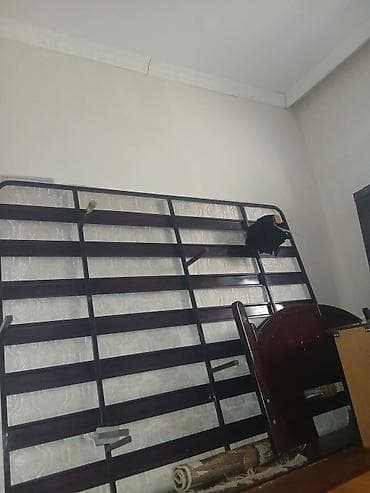 Salam 2 neferlik çarpayı satılır heç bir prablemi yoxdur matrasıda var — 2