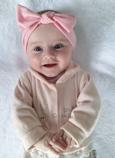 dayə iş: 🆘 Öz Evimde baxmağa uşağ götürürem aylıq 350 azn Təcrübəliyem daha — 1