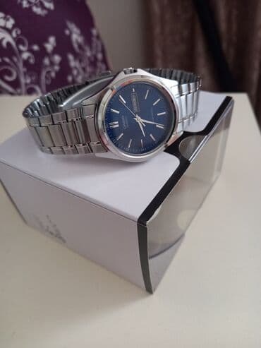 İşlənmiş, Qol saatı, Casio, rəng - Gümüşü