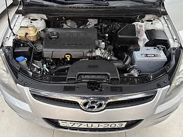 vaz qapi: Hyundai i30 CW CRDi, gümüş rəng, universal kuzov Texniki — 10
