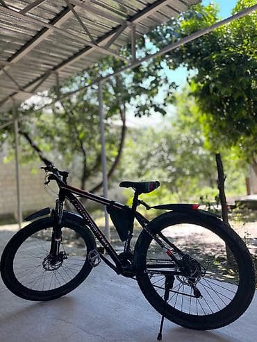 ucuz tablo: Dağ tipli velosiped – Shimano ötürücü sistemi ilə - Çərçivə: yüngül — 1