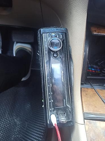 coffe aparatı: Avtomobil audio sistemi komplekti Tərkib: ideal aparatura ses efekti — 2