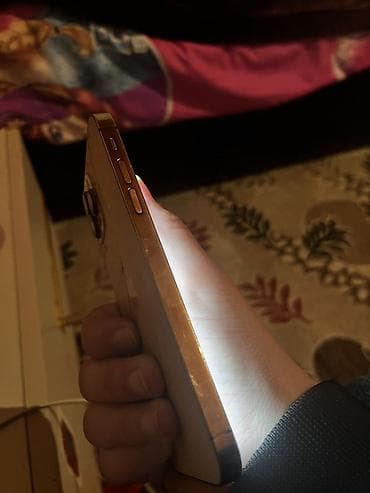 1001 oyun 7: IPhone X, 64 GB, Qızılı, Simsiz şarj — 2