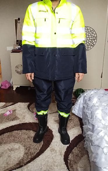 usta geyimleri: Forma 52 Çəkmə 42 . BARTER DE VAR TELEFON İLƏ. Buyurun elan satılanda — 4