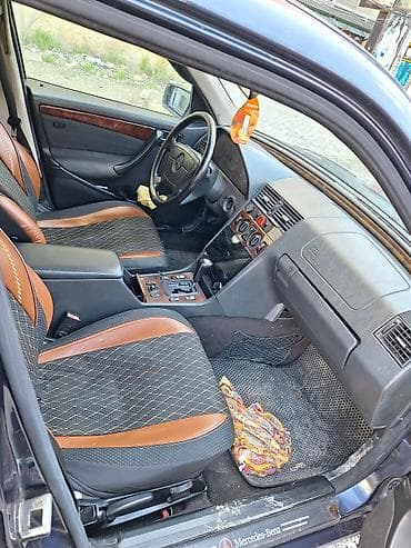 kia clarus 1998: Mercedes-Benz C-Class: 2.2 l | 1997 il Sedan — 3